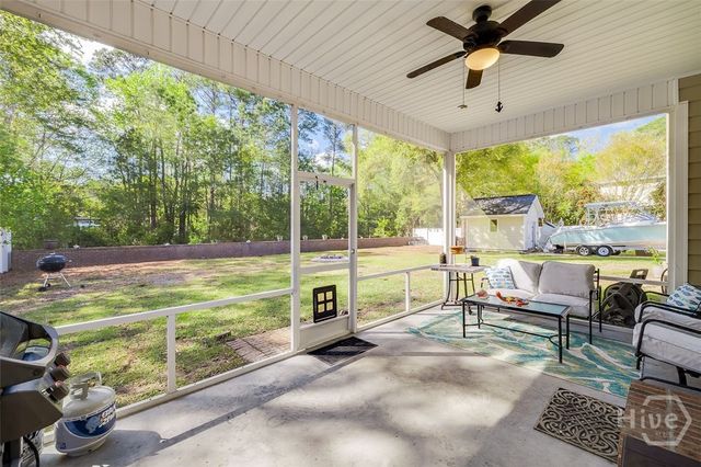 23 Macbeth Court N, Richmond Hill, GA 31324