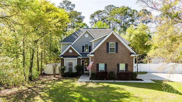 23 Macbeth Court N, Richmond Hill, GA 31324