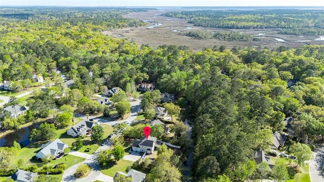 23 Macbeth Court N, Richmond Hill, GA 31324