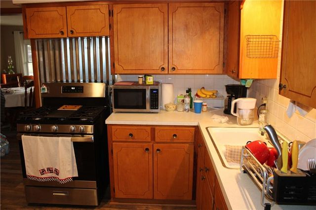 1210 E South Street, Arma, KS 66712