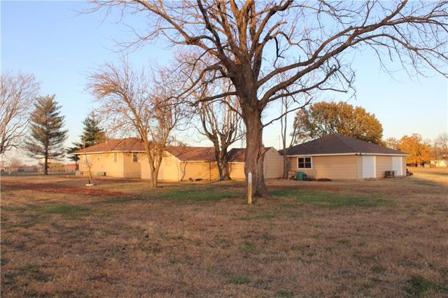1210 E South Street, Arma, KS 66712