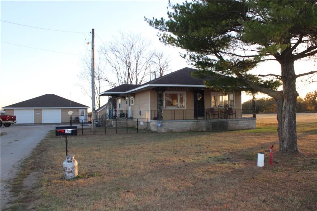 1210 E South Street, Arma, KS 66712