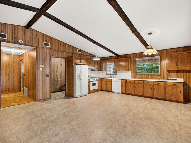 160 Ricks Road, Fair Play, SC 29643
