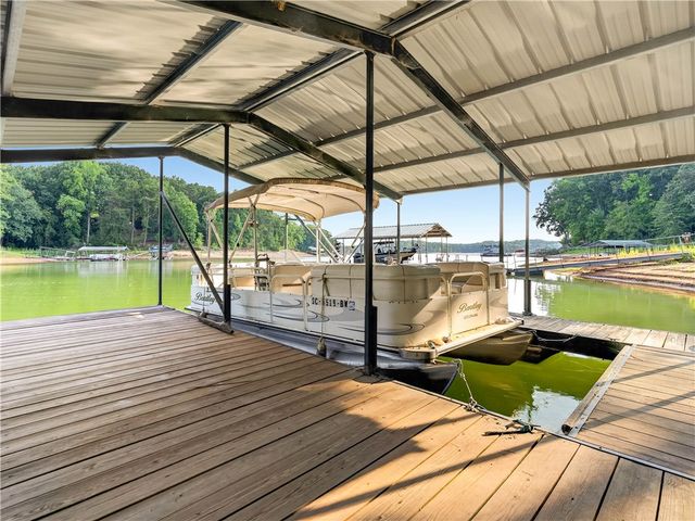 160 Ricks Road, Fair Play, SC 29643