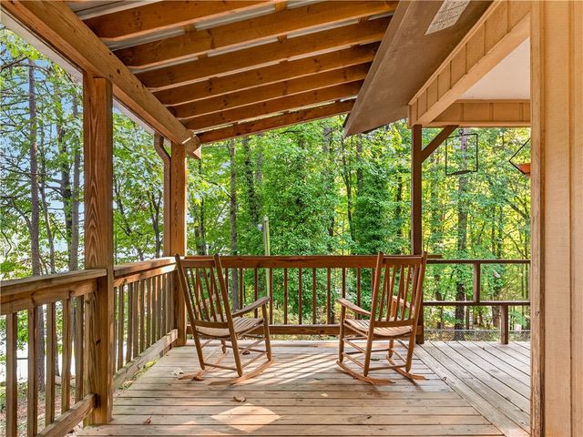 160 Ricks Road, Fair Play, SC 29643