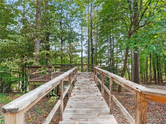 160 Ricks Road, Fair Play, SC 29643