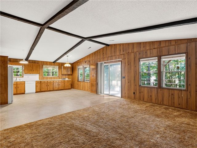 160 Ricks Road, Fair Play, SC 29643