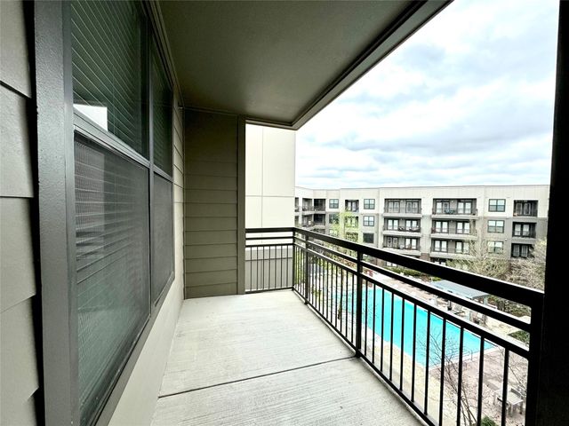 2033 S Gessner Road 2105, Houston, TX 77063