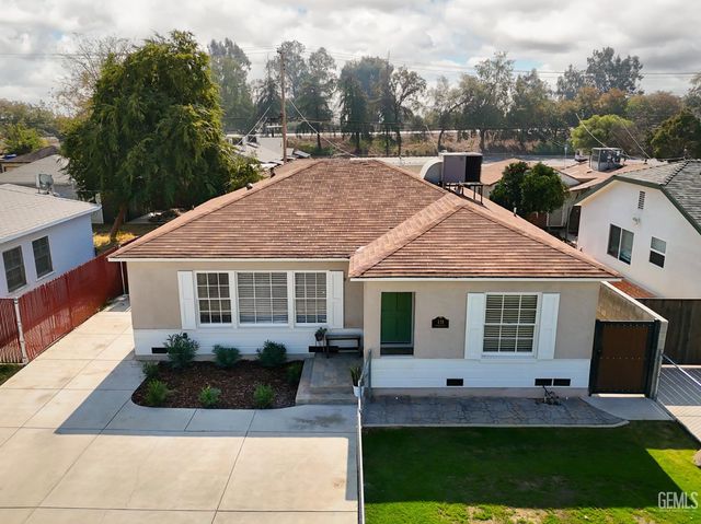 19 Oregon Street, Bakersfield, CA 93305