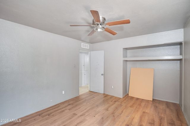 6218 W MEDLOCK Drive, Glendale, AZ 85301