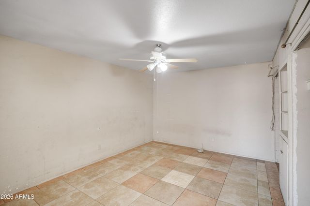6218 W MEDLOCK Drive, Glendale, AZ 85301
