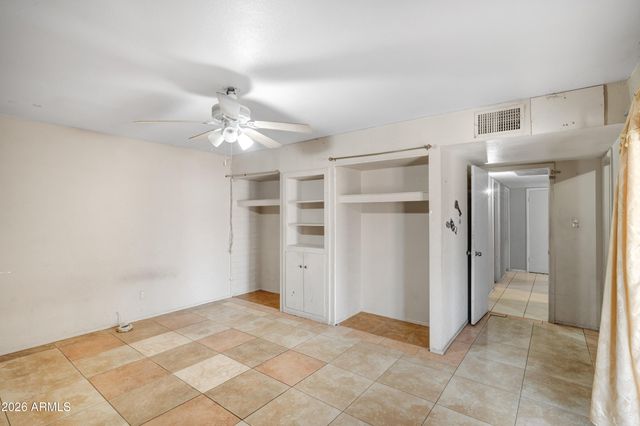 6218 W MEDLOCK Drive, Glendale, AZ 85301