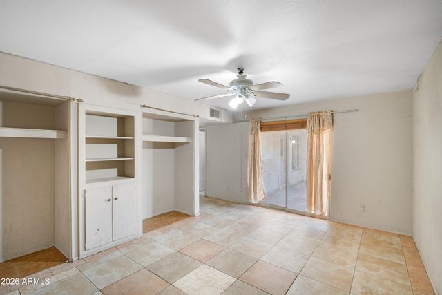 6218 W MEDLOCK Drive, Glendale, AZ 85301