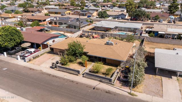 6218 W MEDLOCK Drive, Glendale, AZ 85301