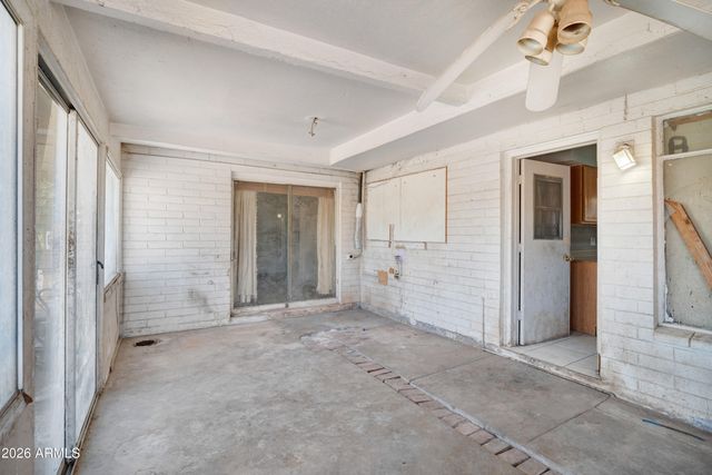 6218 W MEDLOCK Drive, Glendale, AZ 85301