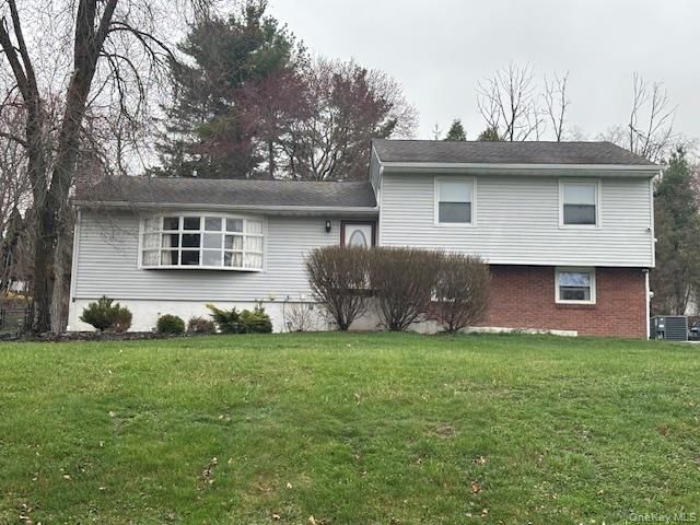 5 Verplanck Avenue, Hopewell Junction, NY 12533
