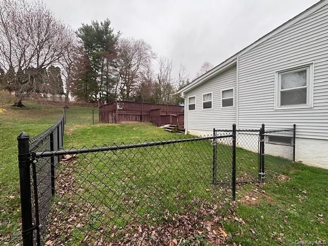 5 Verplanck Avenue, Hopewell Junction, NY 12533