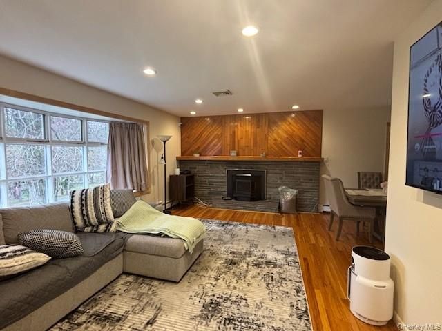 5 Verplanck Avenue, Hopewell Junction, NY 12533
