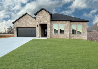 5240 Annika Avenue, Springdale, AR 72762