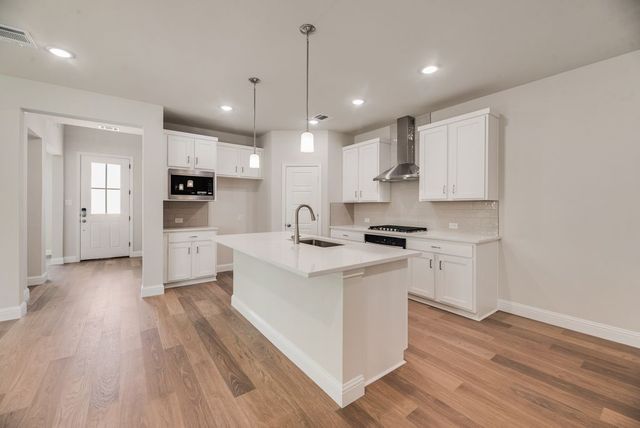1822 Waterwalk Drive, Rowlett, TX 75088