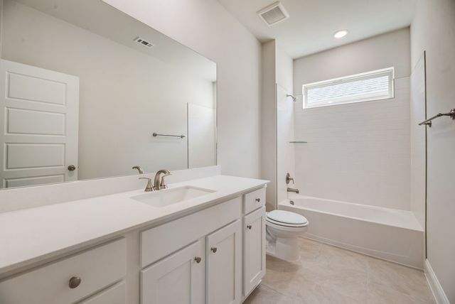 1822 Waterwalk Drive, Rowlett, TX 75088