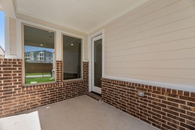 1822 Waterwalk Drive, Rowlett, TX 75088