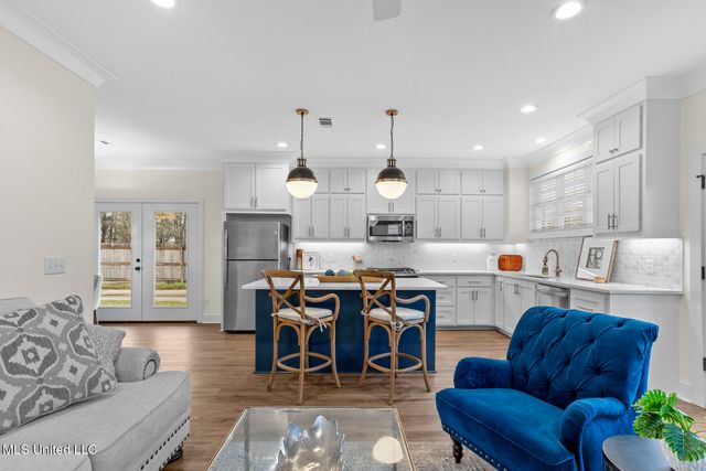 317 Hamilton Court, Brandon, MS 39047