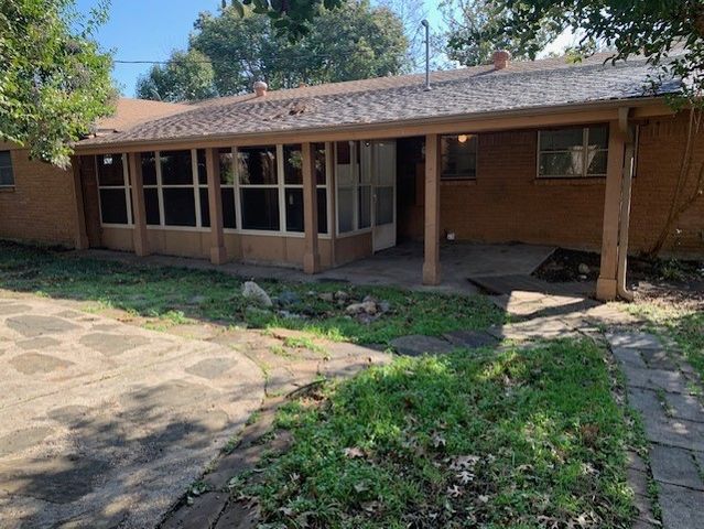 2820 Southgate Drive, Fort Worth, TX 76133