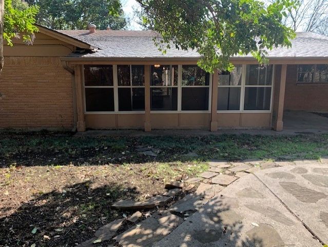 2820 Southgate Drive, Fort Worth, TX 76133