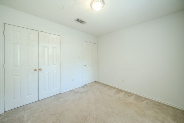 32 Atlantic Avenue, Midlothian, TX 76065