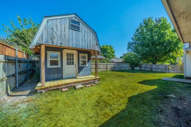 32 Atlantic Avenue, Midlothian, TX 76065