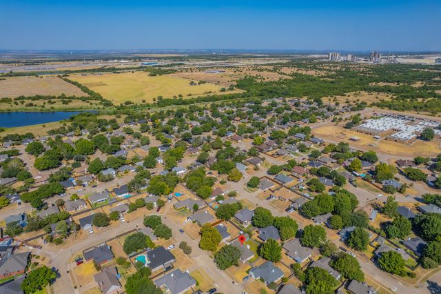 32 Atlantic Avenue, Midlothian, TX 76065