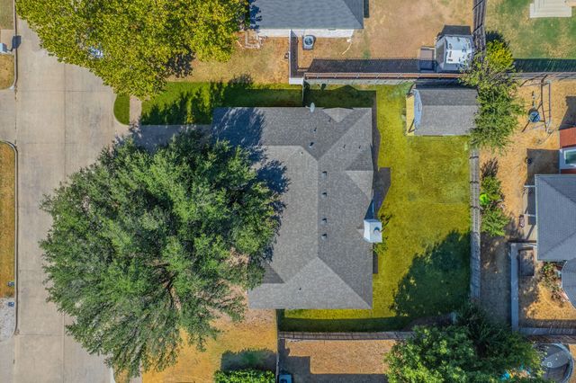 32 Atlantic Avenue, Midlothian, TX 76065