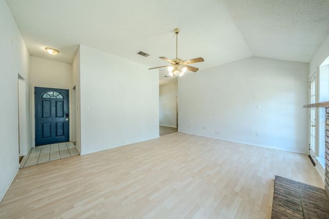 32 Atlantic Avenue, Midlothian, TX 76065