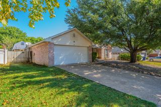32 Atlantic Avenue, Midlothian, TX 76065
