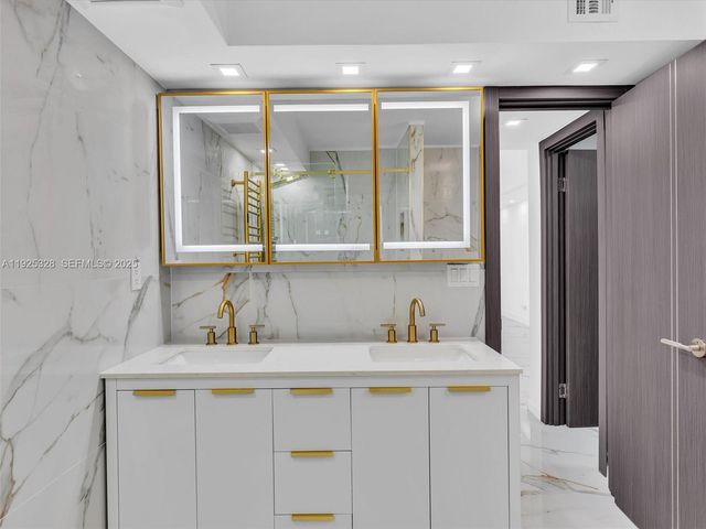 230 174th St 712, Sunny Isles Beach, FL 33160