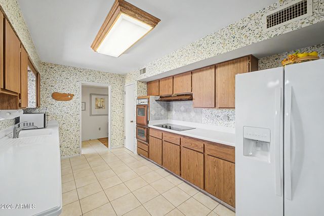 10815 W MOUNTAIN VIEW Road, Sun City, AZ 85351