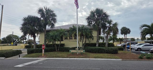 4550 COVE CIRCLE 1205, St Petersburg, FL 33708