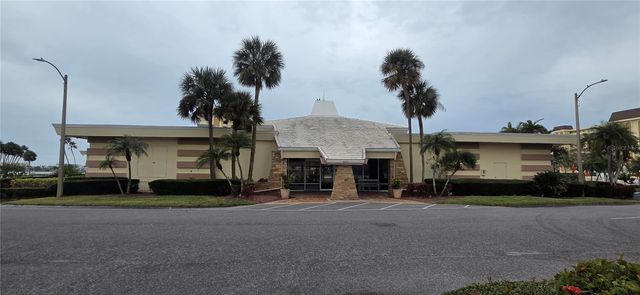 4550 COVE CIRCLE 1205, St Petersburg, FL 33708