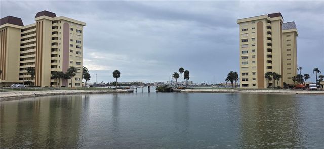 4550 COVE CIRCLE 1205, St Petersburg, FL 33708