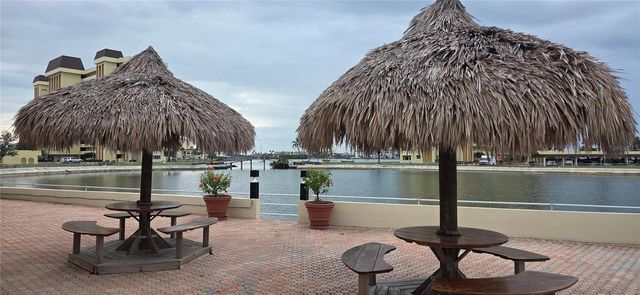 4550 COVE CIRCLE 1205, St Petersburg, FL 33708