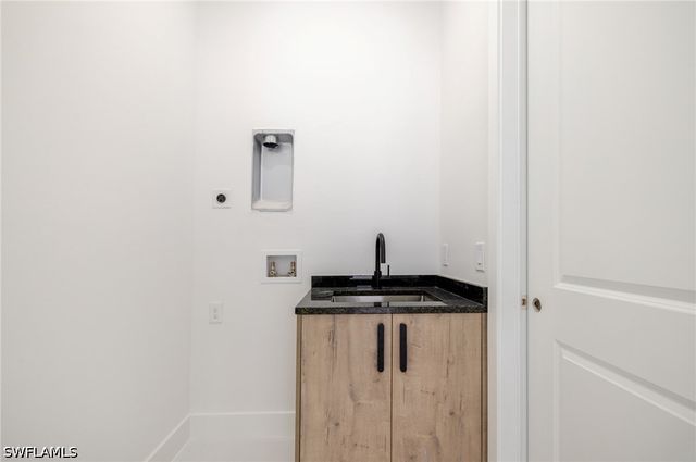 134 Carey AVE S, Lehigh Acres, FL 33974