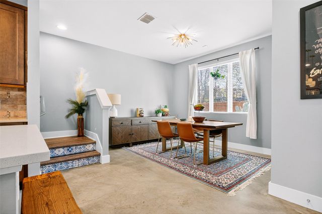 4917 Sunset TRL A, Austin, TX 78745