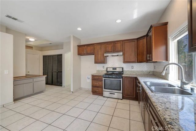 15605 Jacara, Moreno Valley, CA 92551