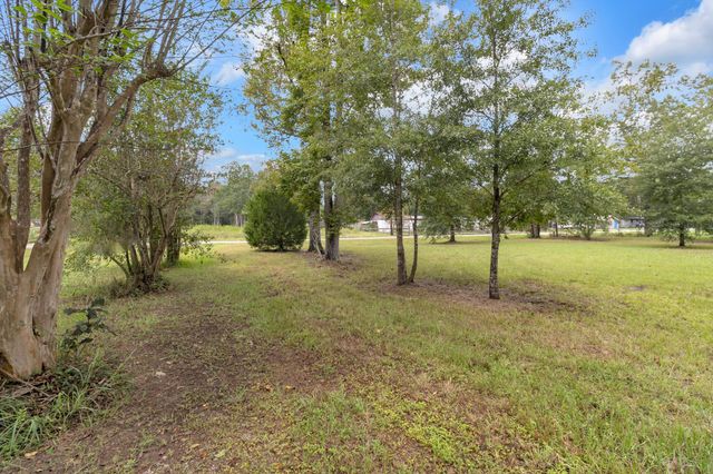 118 County Road 2803, Cleveland, TX 77327