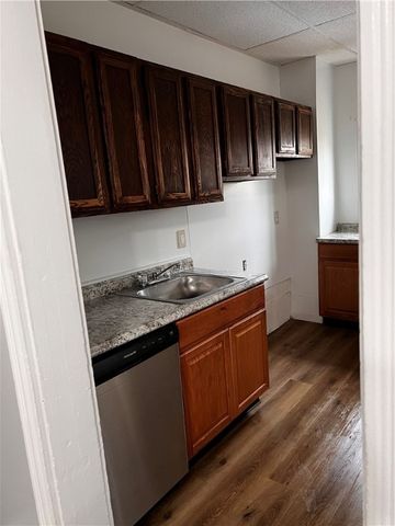 608 E 17th Ave, Munhall, PA 15120