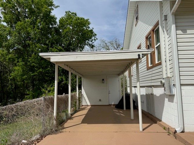 1400 W Chestnut, Denison, TX 75021