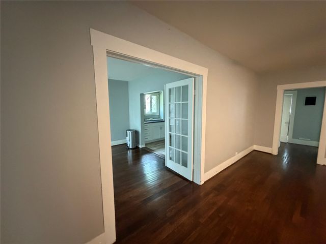 1400 W Chestnut, Denison, TX 75021