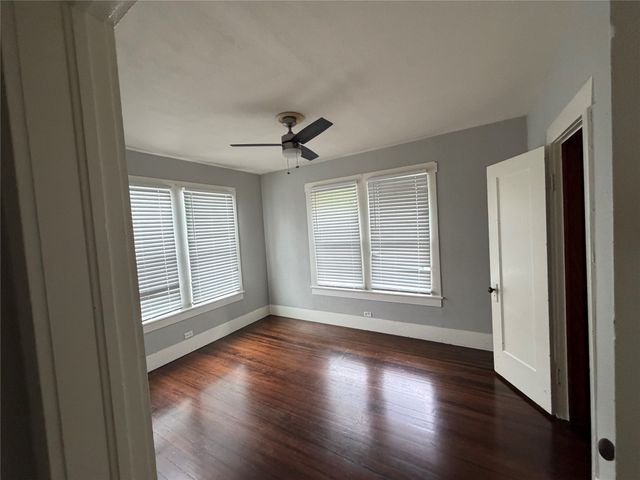 1400 W Chestnut, Denison, TX 75021