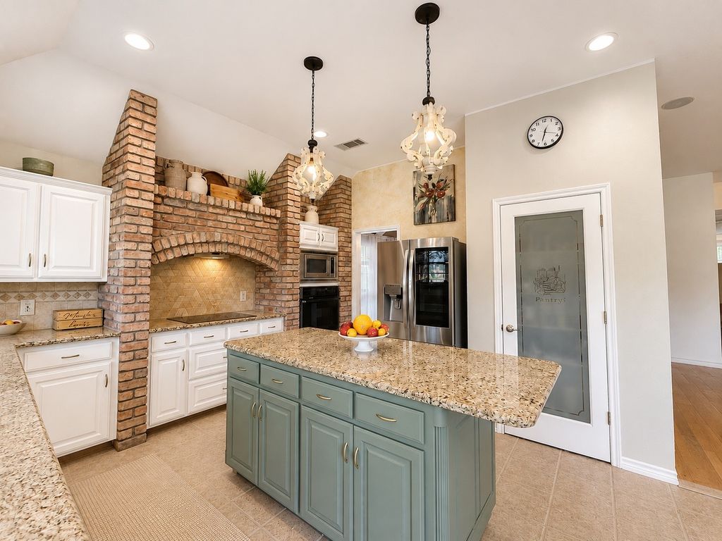 2207 Nugent Drive, Mansfield, TX 76063 — photo 2